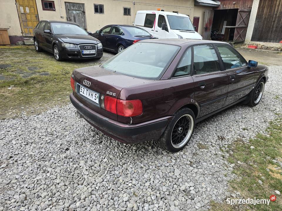 Audi 80 23 benzyna 207000km świętokrzyskie Starachowice