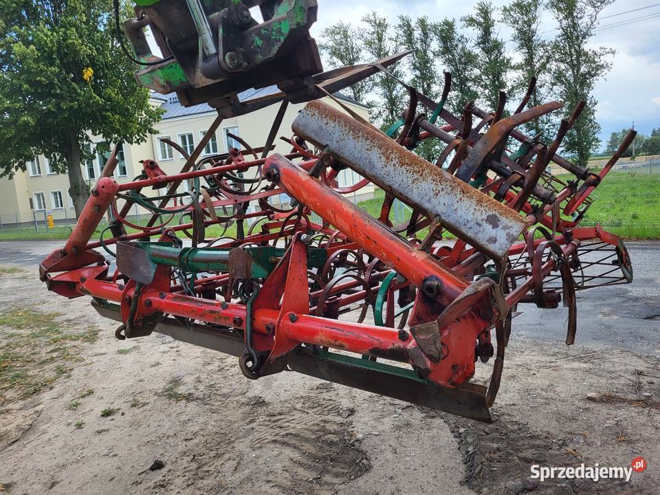 Agregat uprawowy kverneland 45m z wałami i włóką Wąbrzeźno