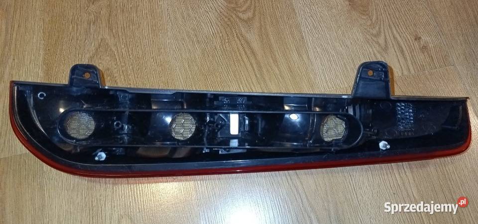 FORD FOCUS II KOMBI LAMPA TYLNA PRAWA Lampy tylne Poznań sprzedam