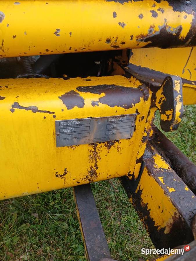 Koparkoładowarka jcb Tyczyn