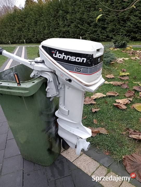 Silnik zaburtowy Johnson 15 Pływanie Tłuszcz
