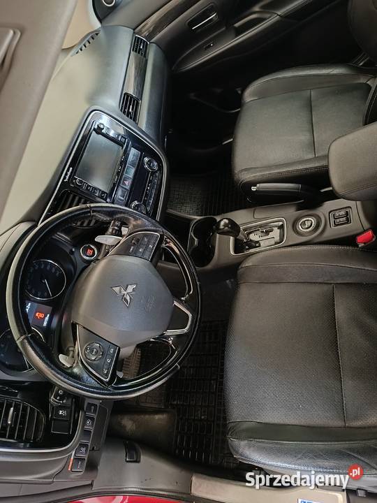 Mitsubishi Outlander Podmokle Małe