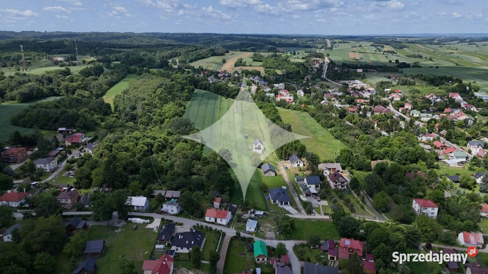 Szczebrzeszyn działka z zabudową i mediami