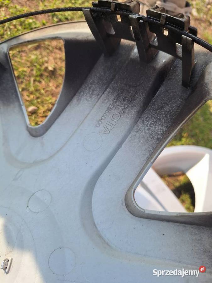 Kołpaki 16 Toyota Oryginalne 4 sztuki Kranów