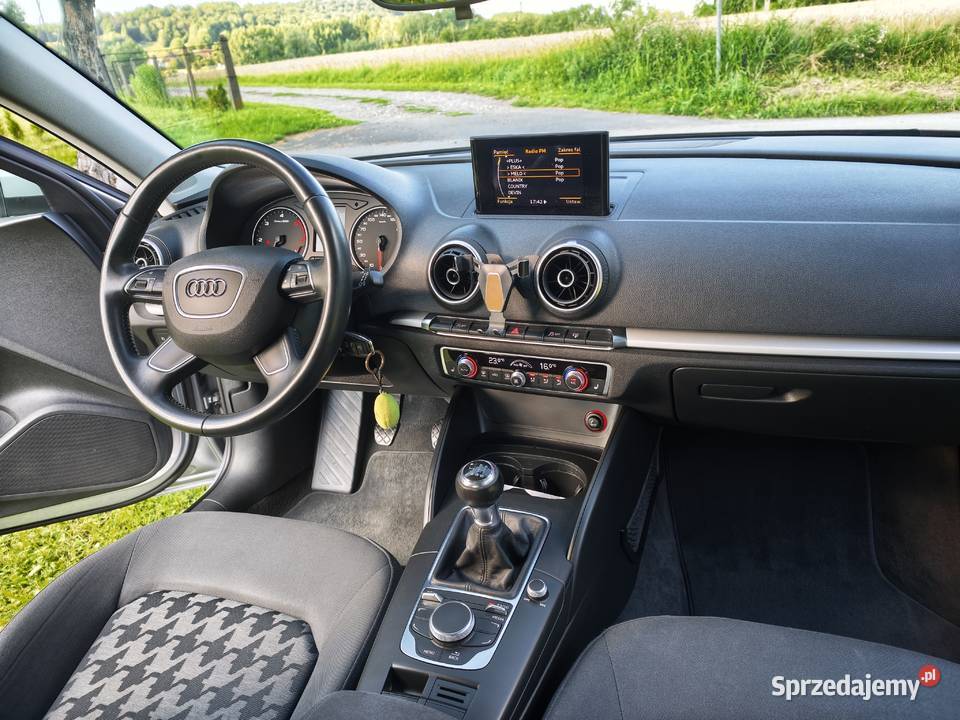 Audi A3 8V 2014 16 TDI 110 3 drzwi LED BiXenon