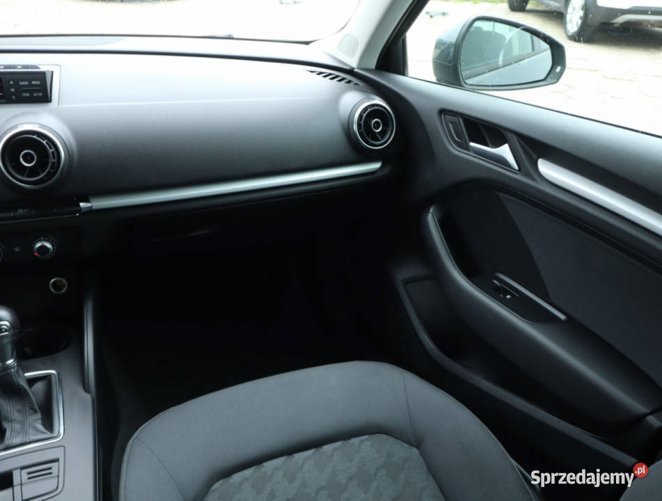 Audi A3 14 TFSI gniazdo USB łódzkie