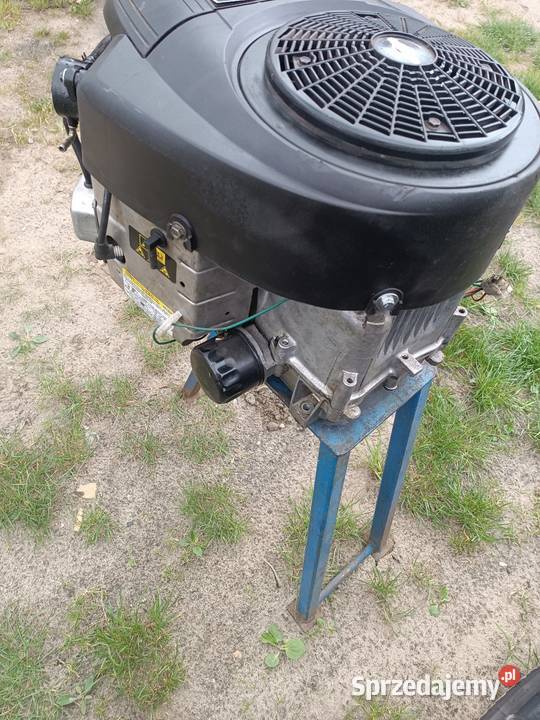 Kosiarka traktorek Silnik Briggs Stratton V2