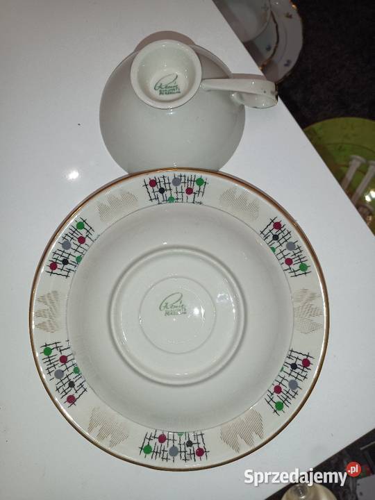 Stare porcelanowe komplety filiżanek z Kępno