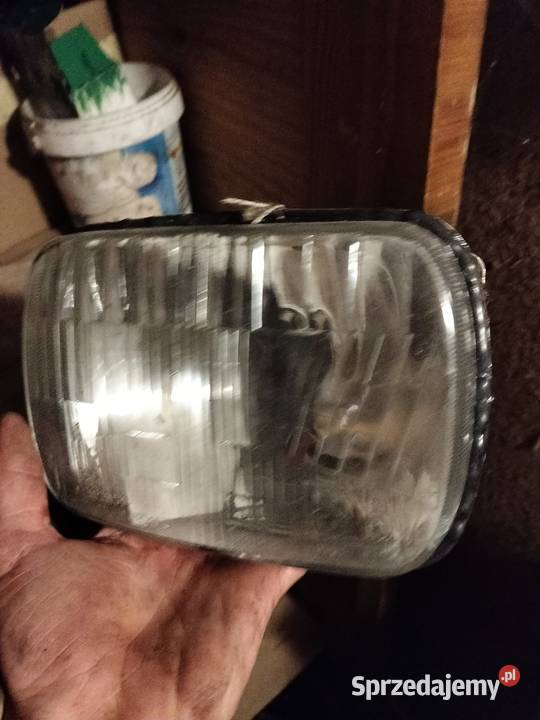 Lampy przednie fiat 126p pomorskie Gumieniec