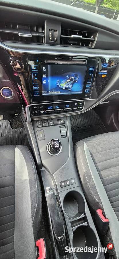 Toyota Auris Kombi Hybryda Automat 18 2015r śląskie Ochaby Małe
