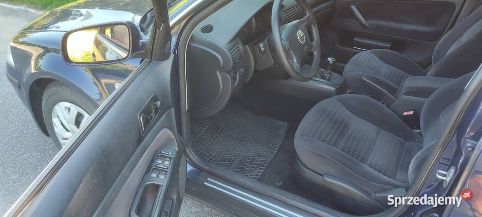 VW PASSAT 18 TURBO kombi klima ładny stan z 186606km Passat Krosno