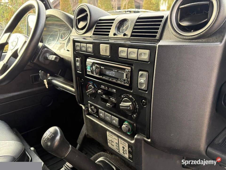 Land Rover Defender Limited Edition 90 DPF E 122 2198cm3 Krotoszyn