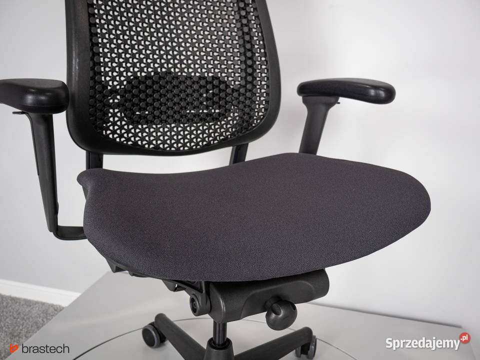 Fotel biurowy Herman Miller Celle