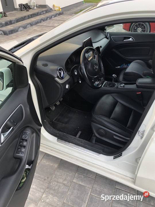 Mercedes Benz B180 w246 16 turbo 122 AMG NL Radom