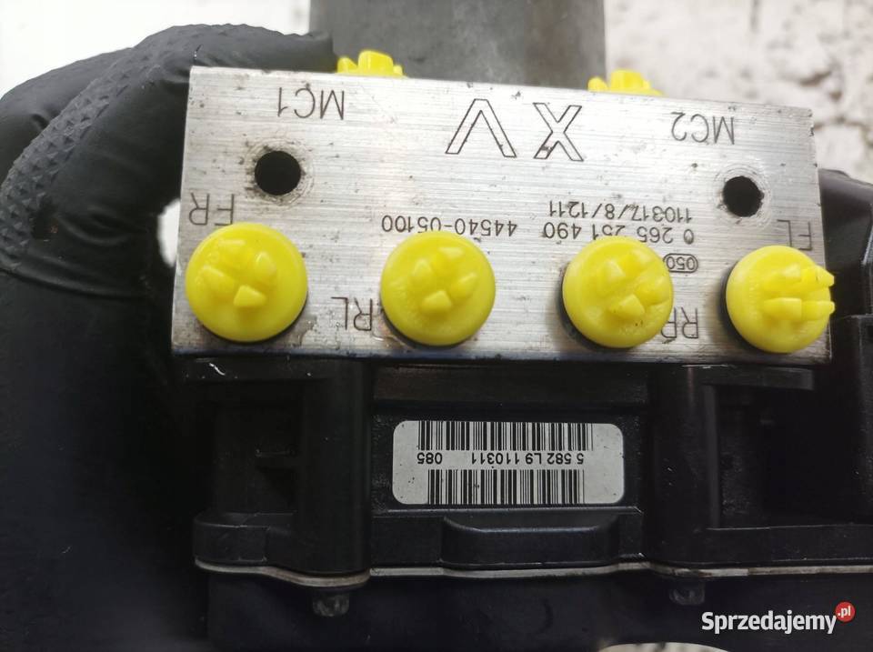 POMPA ABS 0265251490 4454005100 Toyota Avensis osobowe