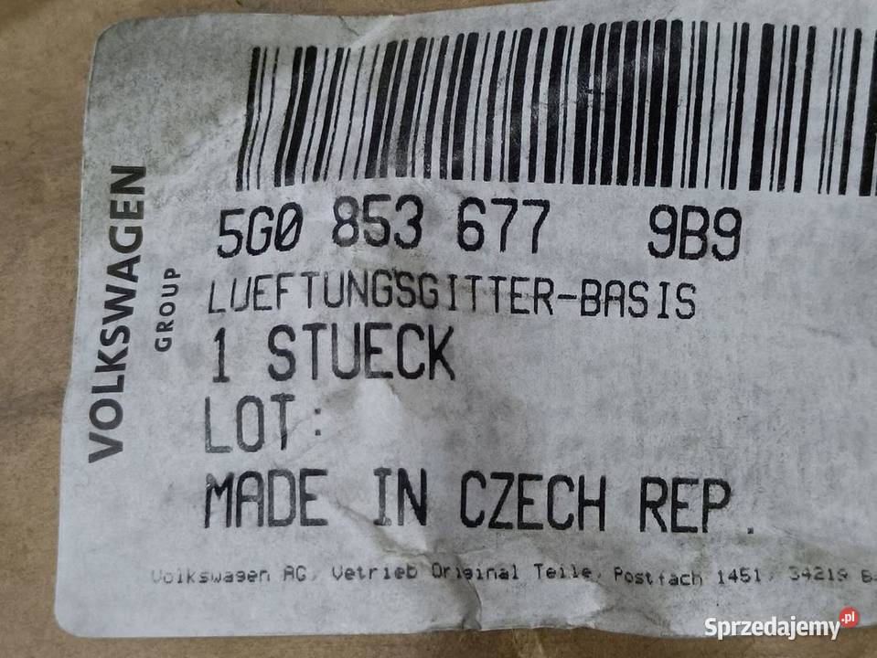 VW GOLF VII 1317 ATRAPA KRATKA ŚRODKOWA ZDERZAK