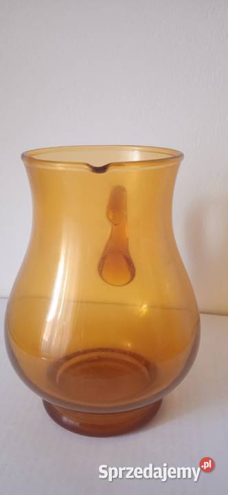 Szklany kolorowy mały dzbanuszek z okresu PRL Antyki, Sztuka, Kolekcje Świdnica