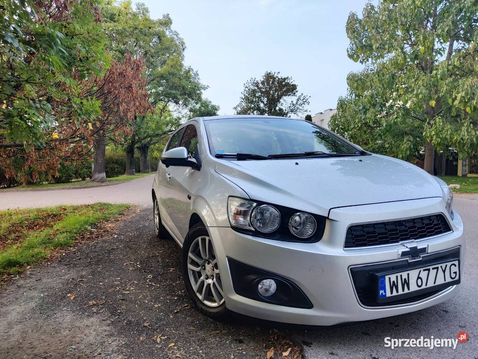 Chevrolet Aveo / Sonic T300 Hatchback 1.6 16V