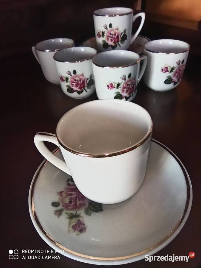 6 Filiżanek z różami z białej porcelany Gdańsk