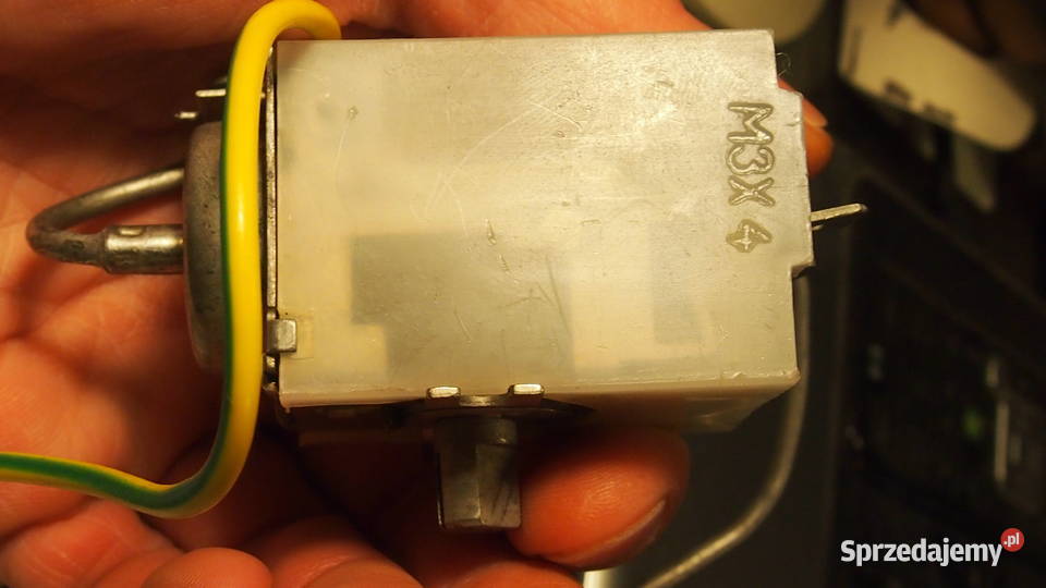 Termostat produkcji radzieckiej T 111 6A 115V śląskie