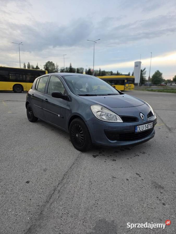 Renault Clio III 15 DCi 187 przebiegu Lubin