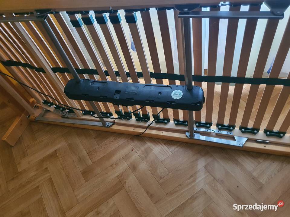 Łóżko podnoszone na pilota z materacem Grybów