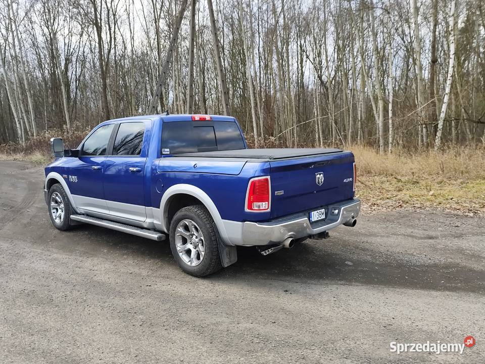 Dodge Ram 1500 2016 57 hemi Laramie 4x4 pickup śląskie