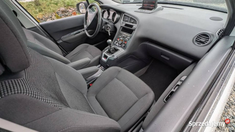 Peugeot 5008 Grzane fotele I 20092017 serwisowany w ASO Kamienna Góra