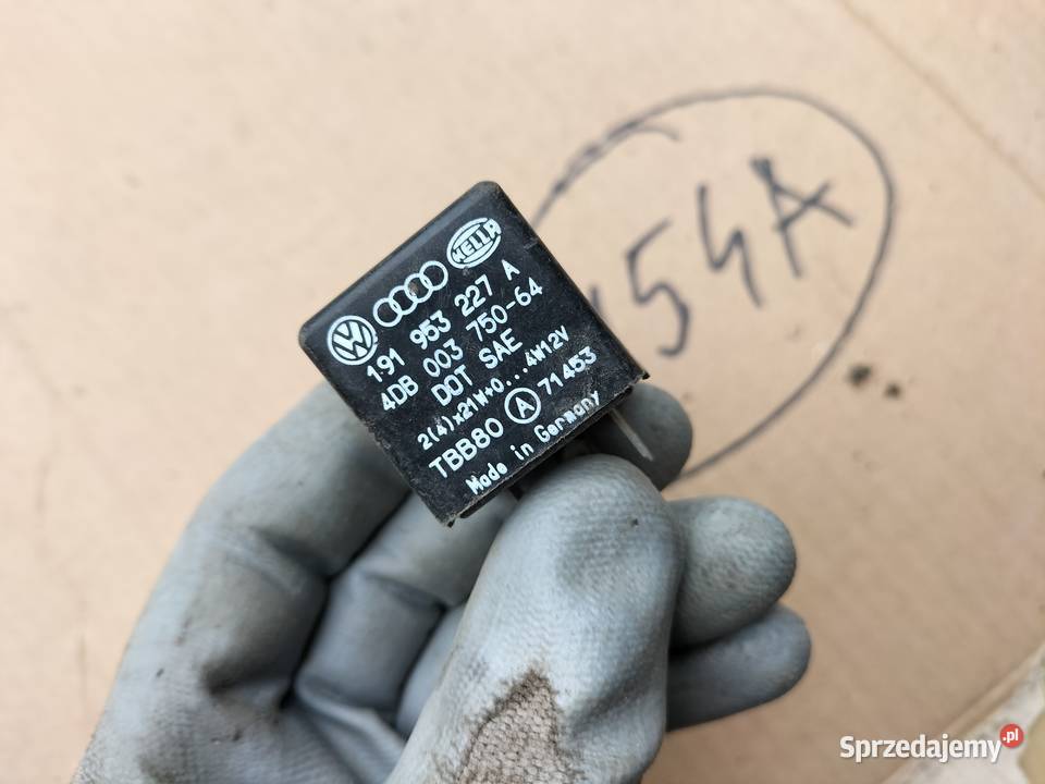 PRZEKAŹNIK AUDI VW 21 191953227A Kamień-Kolonia