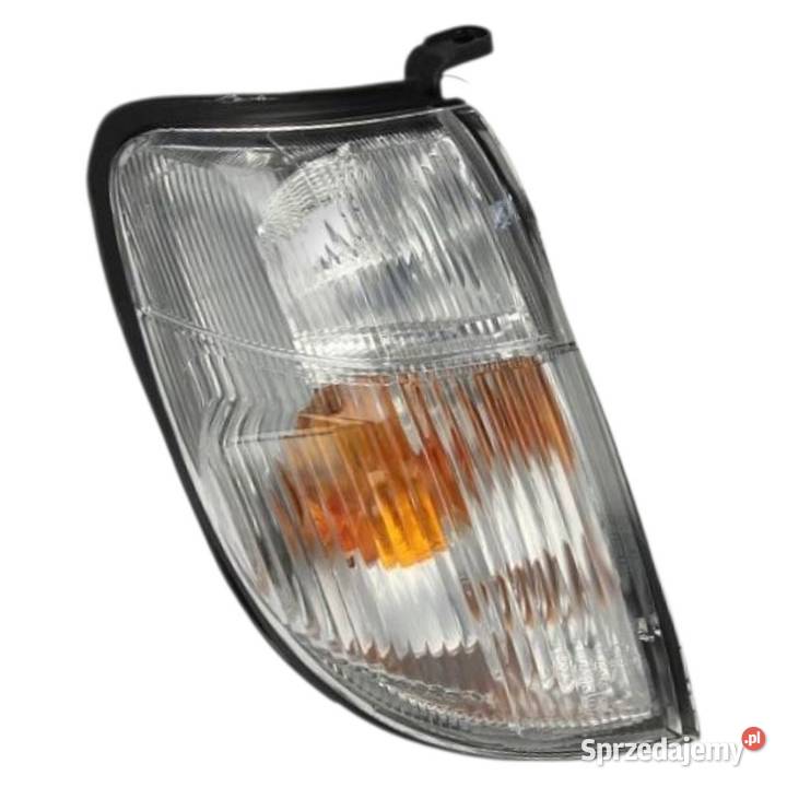 KIERUNKOWSKAZ PRAWY NISSAN 1997 1998 1999 2000 dolnośląskie Wrocław