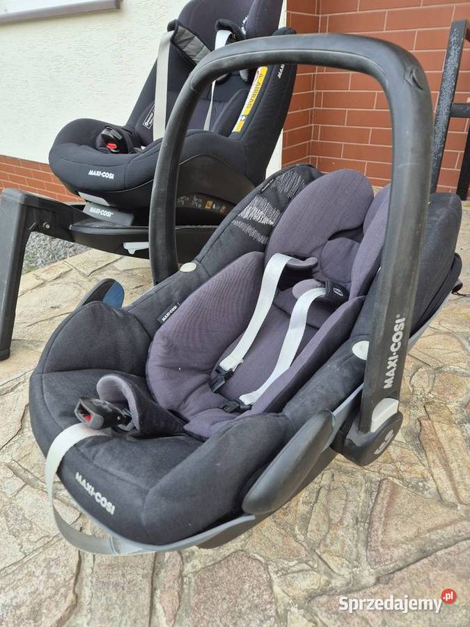 Foteliki samochodowe Maxi Cosi 018 plus baza 0 - 18 kg Ropczyce sprzedam