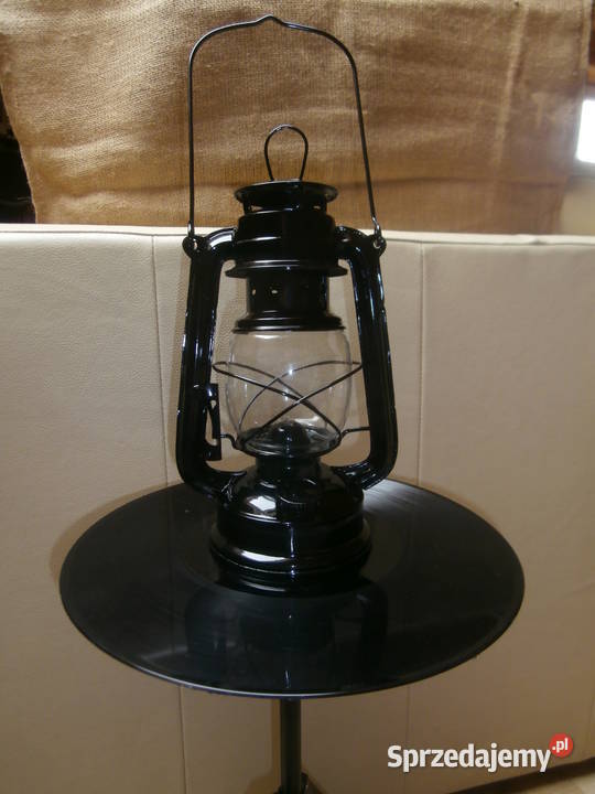 Lampa naftowa oryginalna metalowa zasila na Choroń