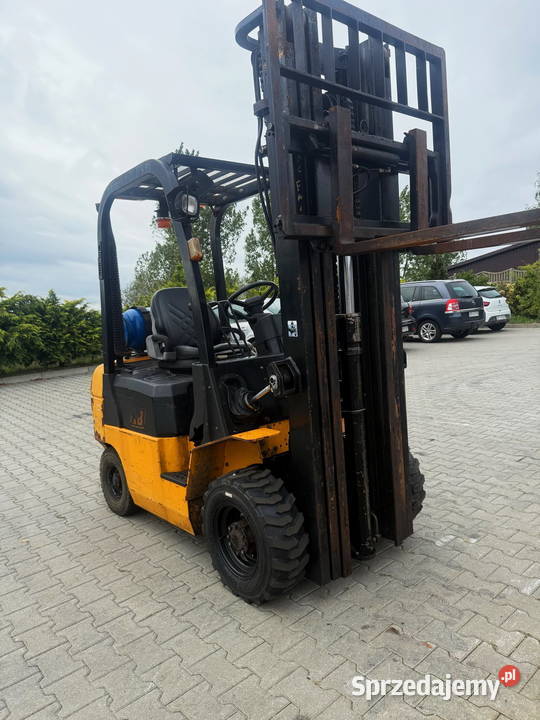 wózek widłowy terenowy HC CPQD18 LPG 1800 Działoszyn