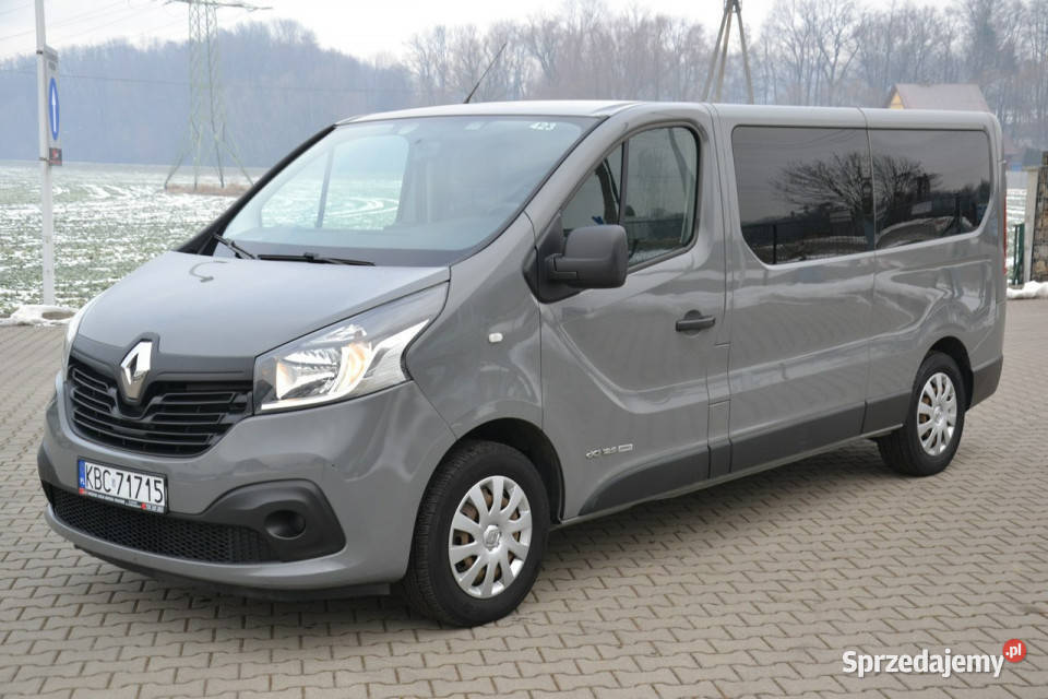 Renault Trafic long 9cio osobowy nawiewy tył 16 Trafic Kęty sprzedam