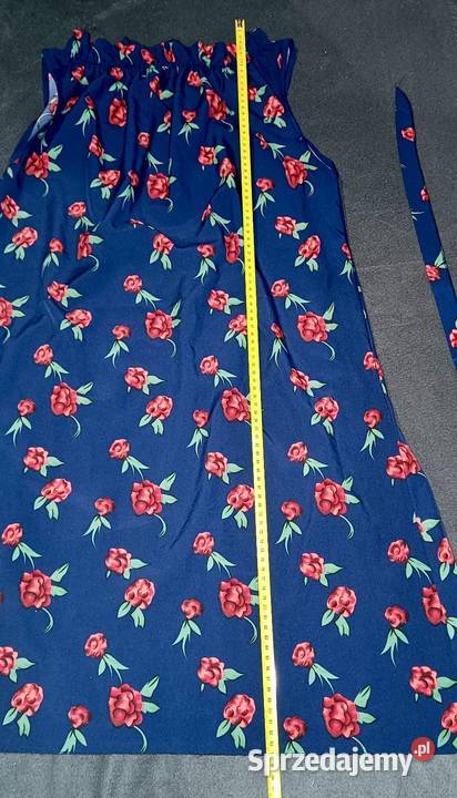 Śliczna sukienka w kwiatki Toruń sprzedam