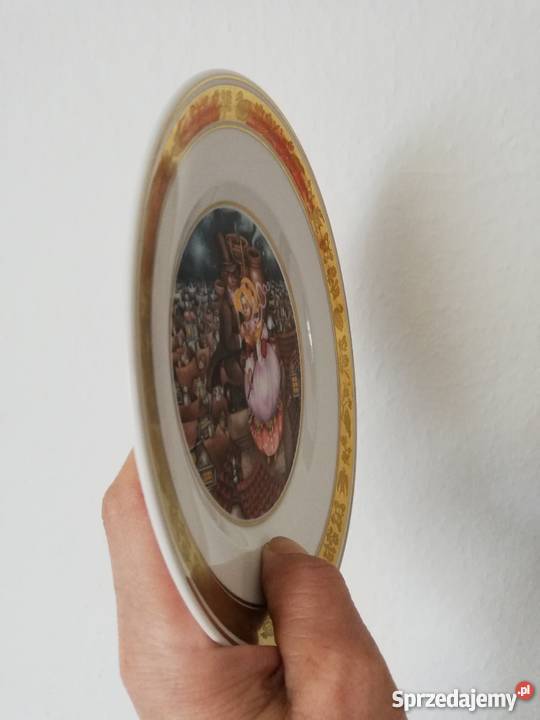 Piękna patera z baśni Hansa Christiana Andersena Gorlice