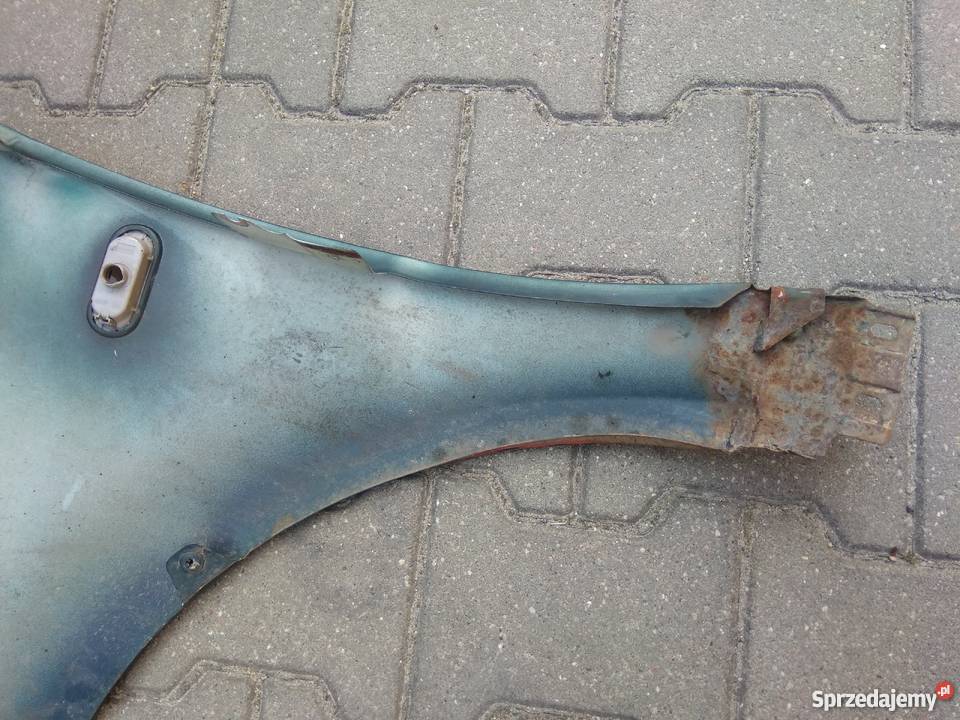 błotnik prawy przód do VW Passat B5 dostawcze Tarczyn