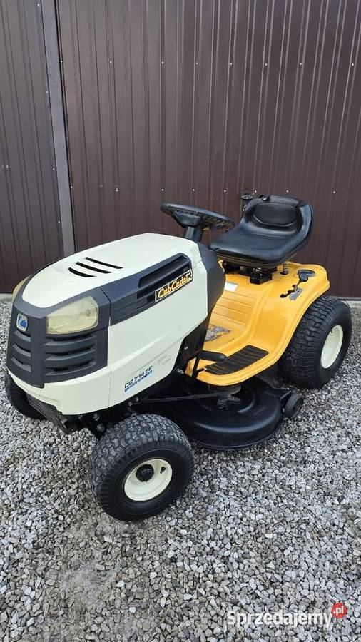 Traktorek kosiarka Cub Cadet 14HP Traktorki Kosiarki i podkaszarki świętokrzyskie Wawrzeńczyce