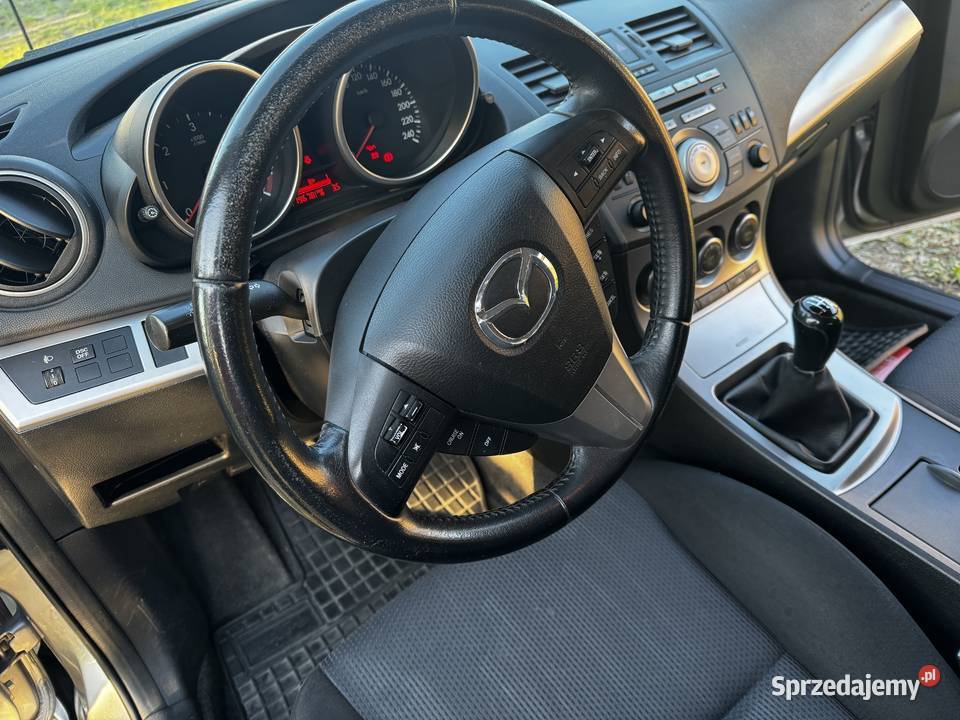 Mazda 3 Hatchback 16 D 2010 r Siennica Nadolna