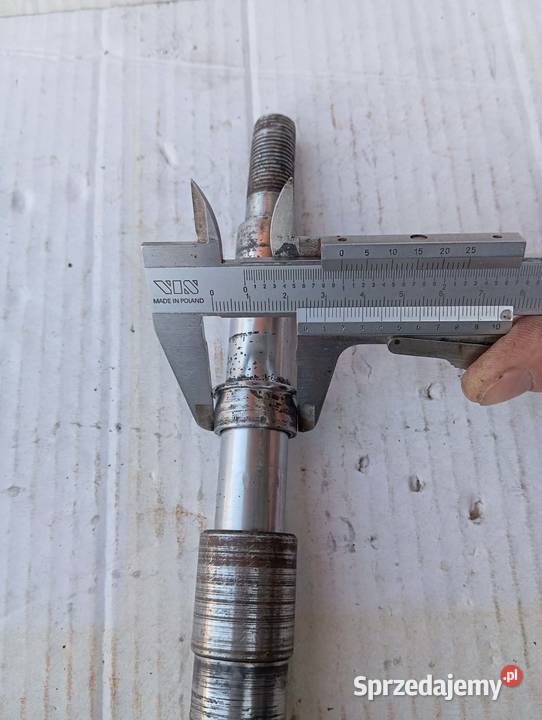 OŚ OŚKA PRZEDNIA KOŁO WAHACZYK M72 K750 URAL