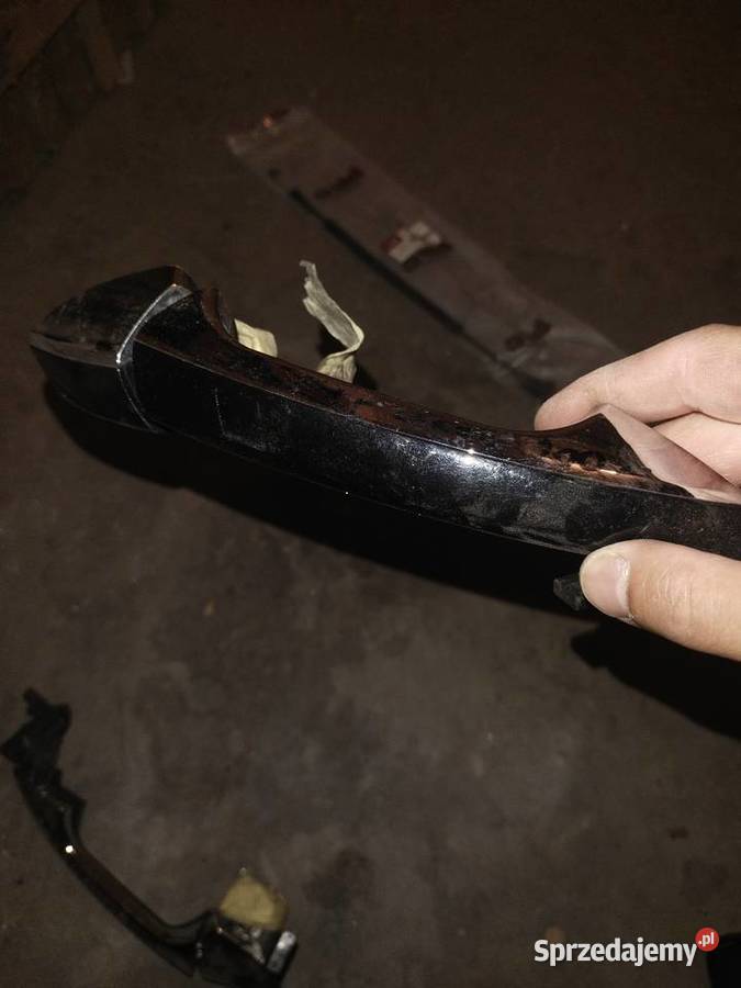 Klamki Mercedes Benz e207 coupe