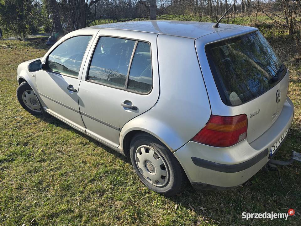 vw golf 4 105KM Regulice sprzedam