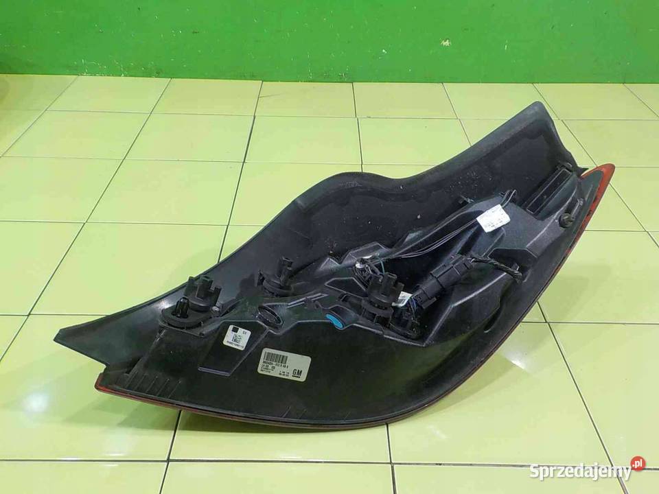 OPEL INSIGNIA A LIFT 16r HB 5D lampa lewa tyl osobowe Suków