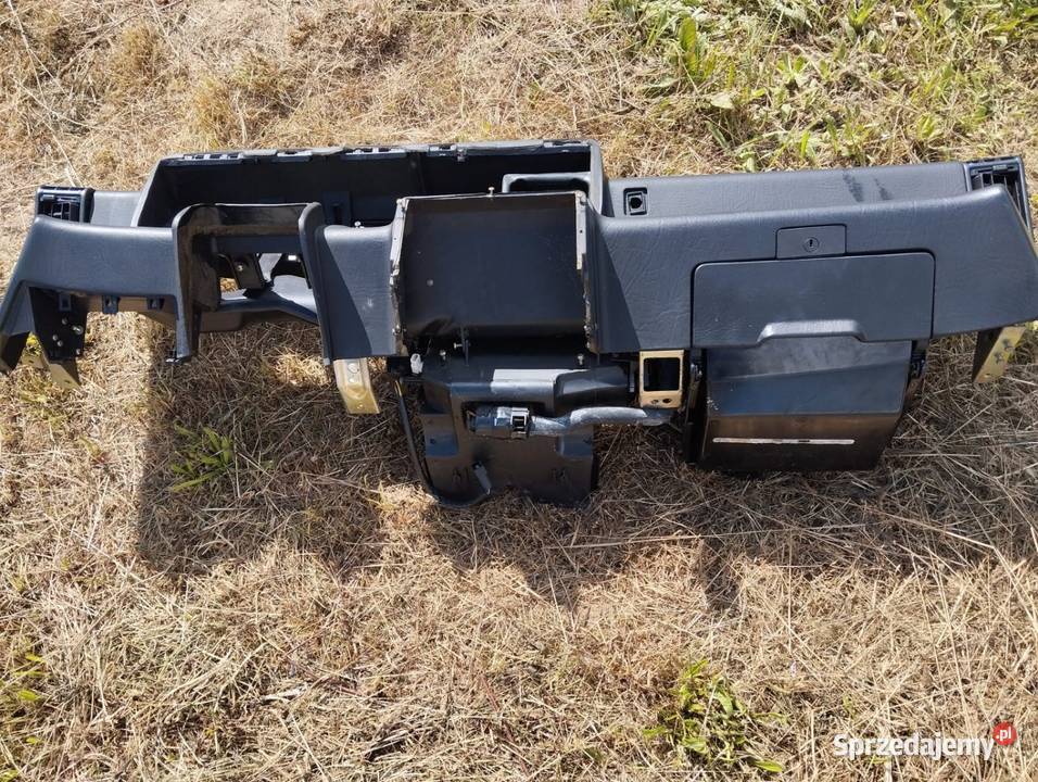 Lancia Prisma Integrale deska rozdzielcza Reda