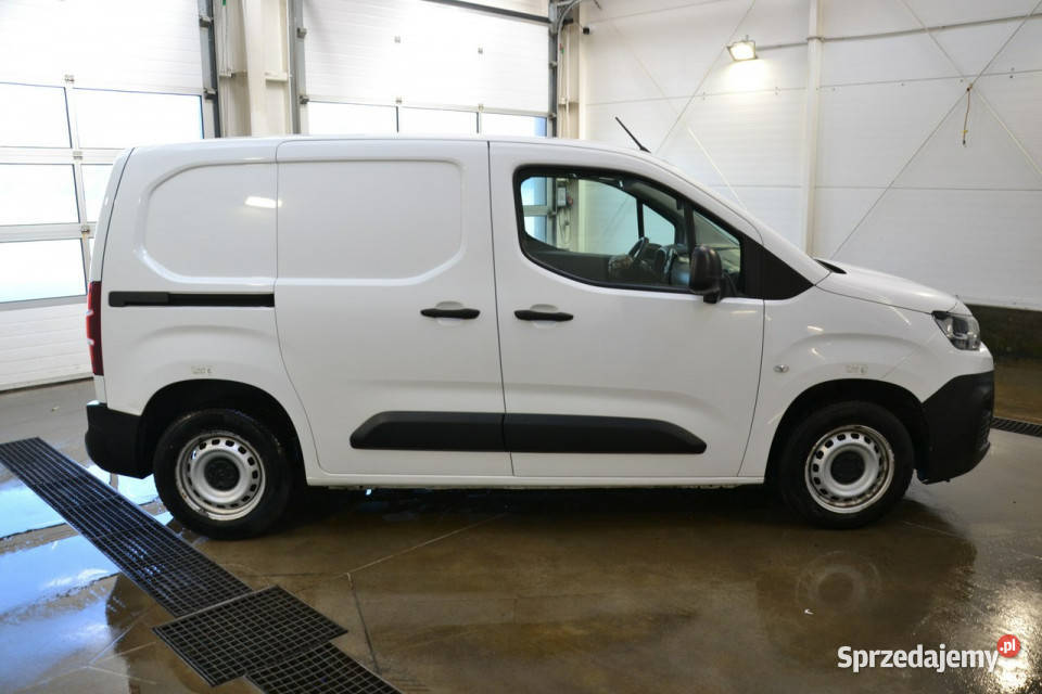 Citroen Berlingo 15 bluehdi 100 niski przebieg