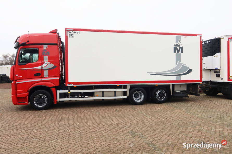 Chlodnia 3 osiowa Mercedes