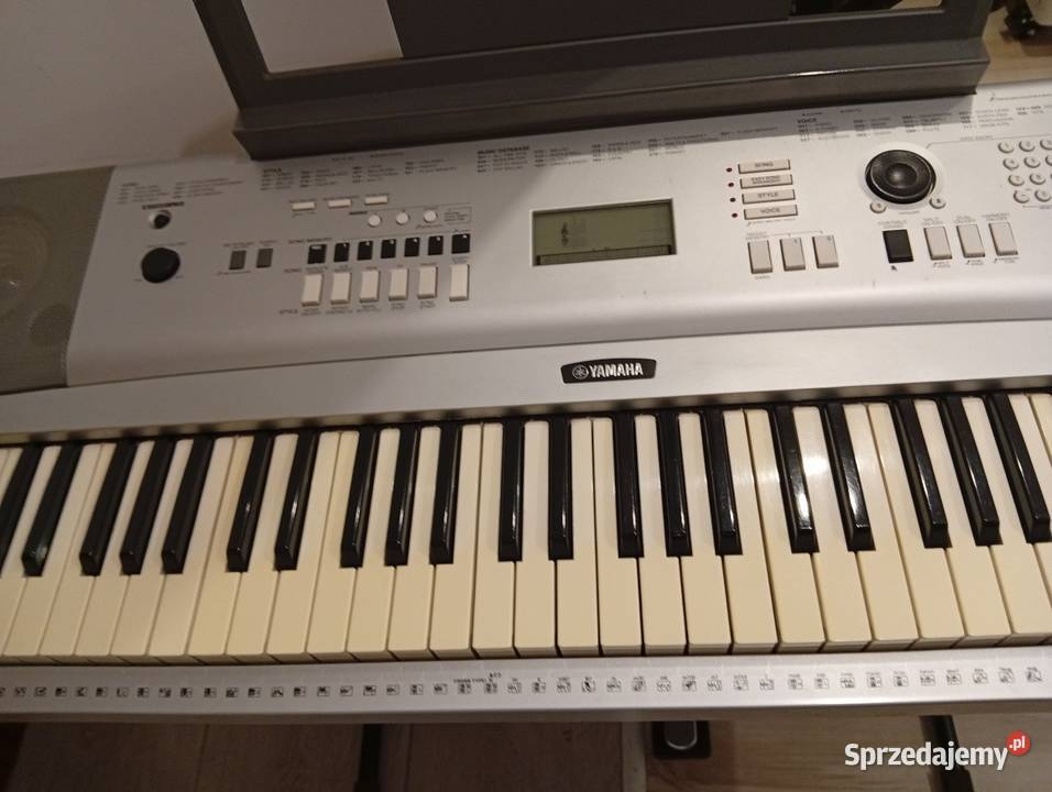 Keyboard pianino Yamaha DGX230 Ligota