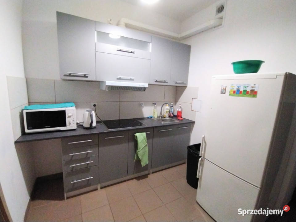 Kwadratowy pokój 2 min spacerem do metra Bemowo Wynajem Warszawa