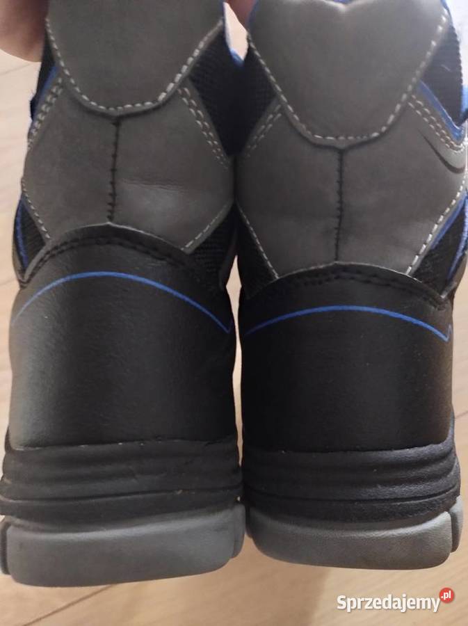 Buty zimowe śniegowce Fila rozmiar 35 świętokrzyskie