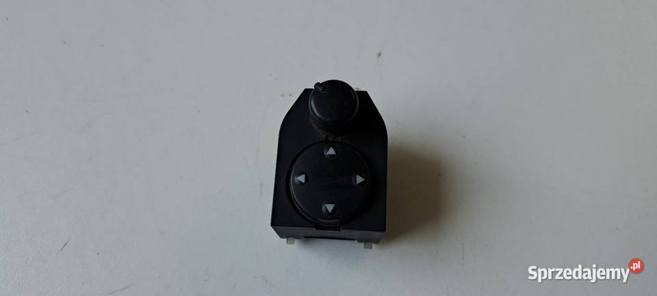 Przełącznik regulacji lusterek 8D0959565 Audi A4 osobowe Luzino
